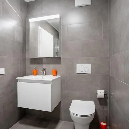 Loctowers A4-8-2 By Interhome Apartman Locarno